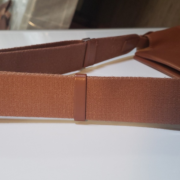 Everlane The Form Shoulder Bag - Picture 7 of 16